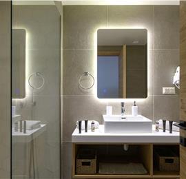 3 bedroom villa with pool & sea view, near Acharavi, sleeps 6